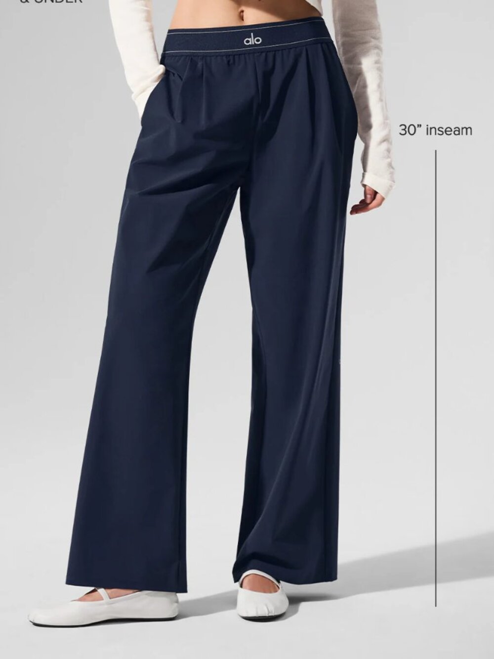 💫NWT Alo Yoga Suit Up Trouser Navy Blue(Regular) - Picture 8 of 10